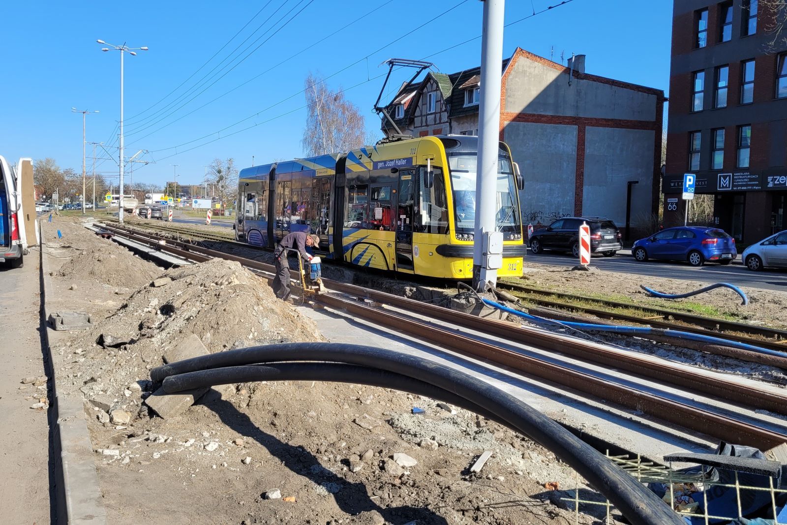 Prace przy modernizacji torowiska tramwajowego w Toruniu