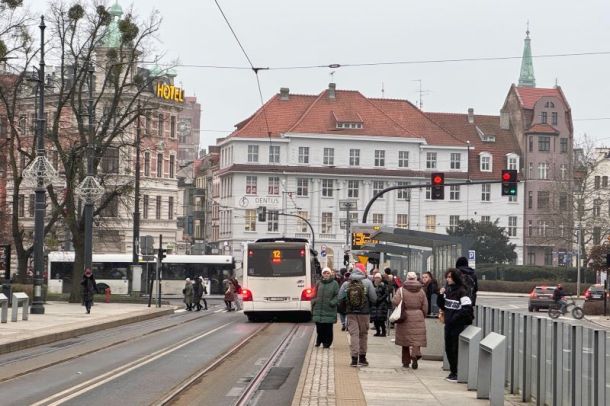 Węzeł przesiadkowy na al. Solidarności w Toruniu